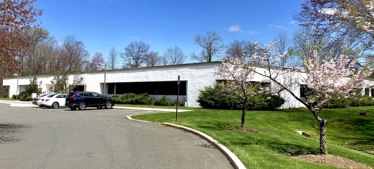 Fennelly Associates Negotiates 4,444-Square-Foot Office Lease in West Windsor, N.J.